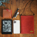 『開け閉めらくらく♪』バネ口金のスマホポシェット(姫路シュリンク・サーモンレッド)