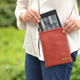 『開け閉めらくらく♪』バネ口金のスマホポシェット(姫路シュリンク・サーモンレッド)