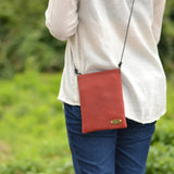 『開け閉めらくらく♪』バネ口金のスマホポシェット(姫路シュリンク・サーモンレッド)