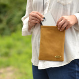 『開け閉めらくらく♪』バネ口金のスマホポシェット(姫路シュリンク・マスタード)