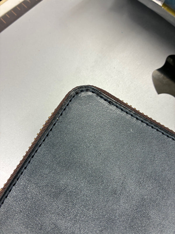 スマートキーが入る小さい長財布（ネイビー）